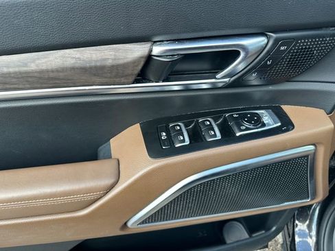 Used 2022 Kia Telluride SX w/ SX Prestige Package image 25