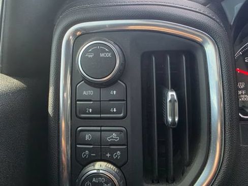 Used 2021 Chevrolet Silverado 1500 RST AWD/4WD image 19
