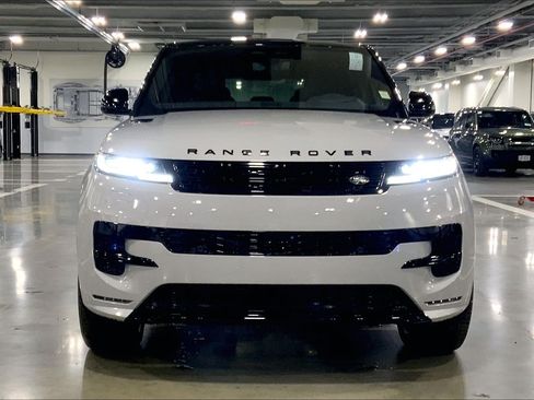 New 2026 Land Rover Range Rover Sport Dynamic SE AWD/4WD image 3