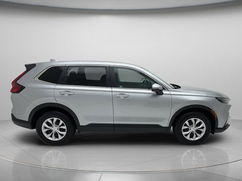 Used 2025 Honda CR-V LX image 4