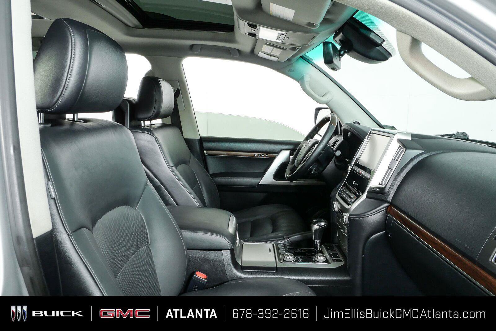 Used 2017 Toyota Land Cruiser AWD/4WD image 25