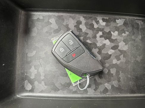 Used 2023 Chevrolet Colorado W/T image 18