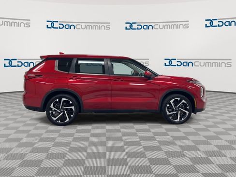 Used 2023 Mitsubishi Outlander SE AWD/4WD image 9