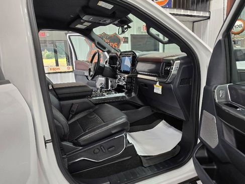 Used 2023 Ford F150 Lariat AWD/4WD image 15