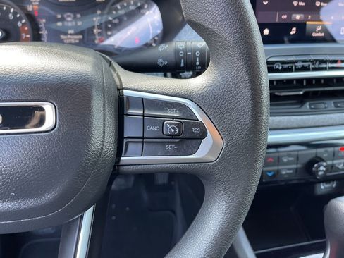 Used 2024 Jeep Compass Sport image 18