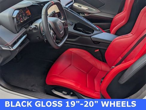 Used 2025 Chevrolet Corvette Stingray Coupe w/ 1LT image 10