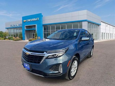 Used 2024 Chevrolet Equinox LT AWD/4WD image 1
