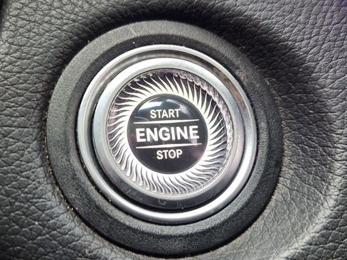 Used 2022 Mercedes-Benz GLC 300 GLC 300 w/ AMG Line image 20