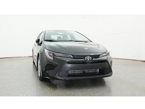 New 2026 Toyota Corolla LE FWD image 37