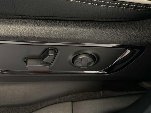 New 2025 RAM 1500 Limited w/ Off Road Group image 12