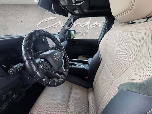 Used 2025 Lexus GX 550 AWD/4WD image 24