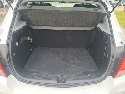 Used 2018 Chevrolet Trax LS image 12