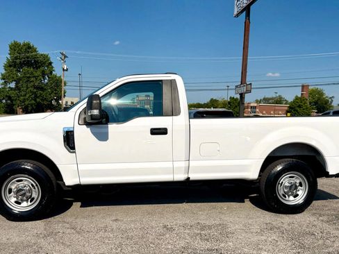 Used 2020 Ford F350 XL w/ Power Equipment Group image 5