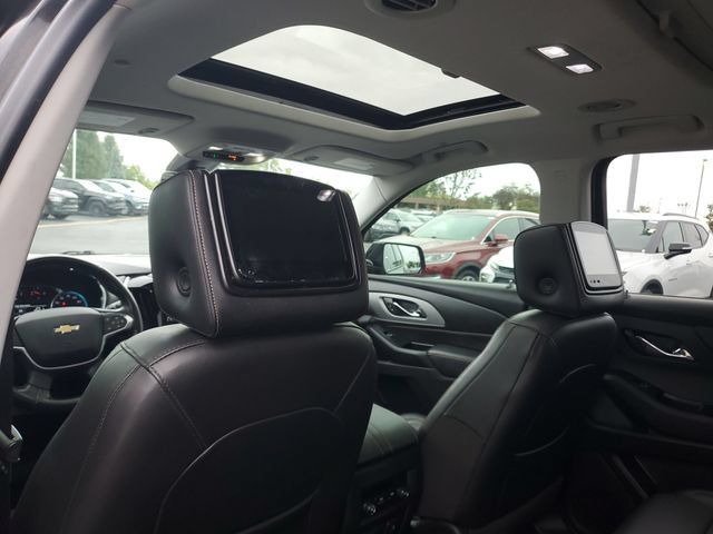 Used 2019 Chevrolet Traverse RS w/ LPO, Floor Liner Package AWD/4WD image 12