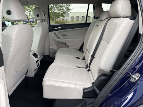 Used 2023 Volkswagen Tiguan SE image 22