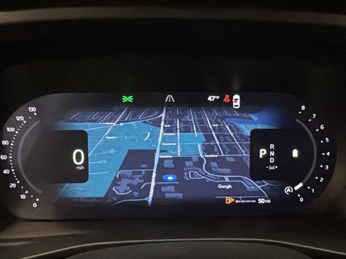 Used 2026 Volvo XC40 B4 Plus w/ Climate Package image 15