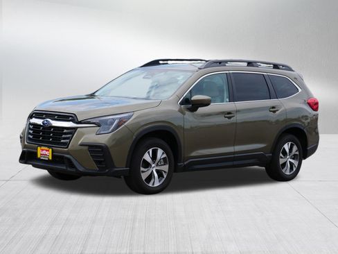 Certified 2025 Subaru Ascent Premium AWD/4WD image 3