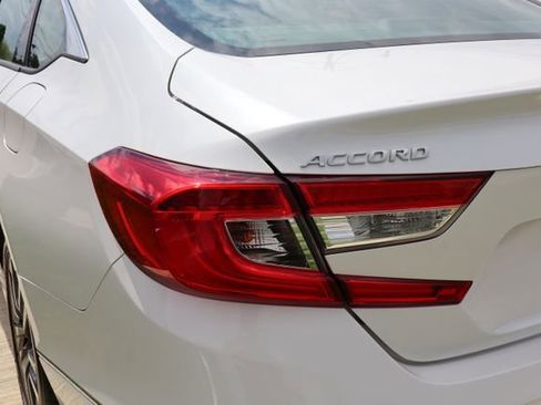Used 2022 Honda Accord EX-L image 32