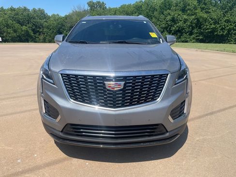 Used 2024 Cadillac XT5 Luxury FWD image 2
