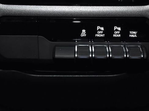 Used 2025 RAM 1500 Big Horn image 18