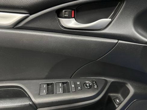 Used 2019 Honda Civic Sport image 17