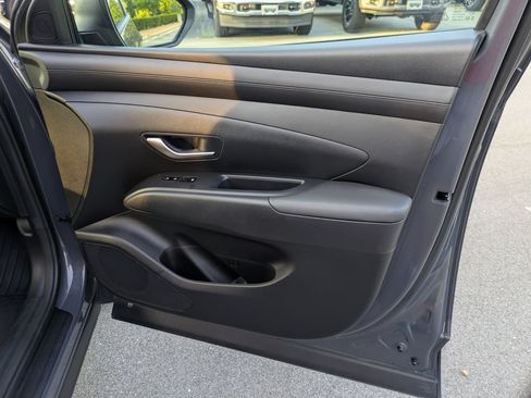 Used 2025 Hyundai Tucson SEL FWD image 40
