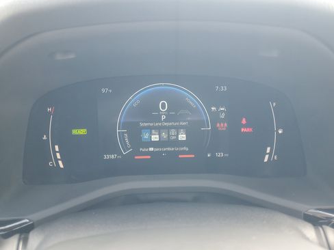 Used 2025 Toyota Camry LE image 23