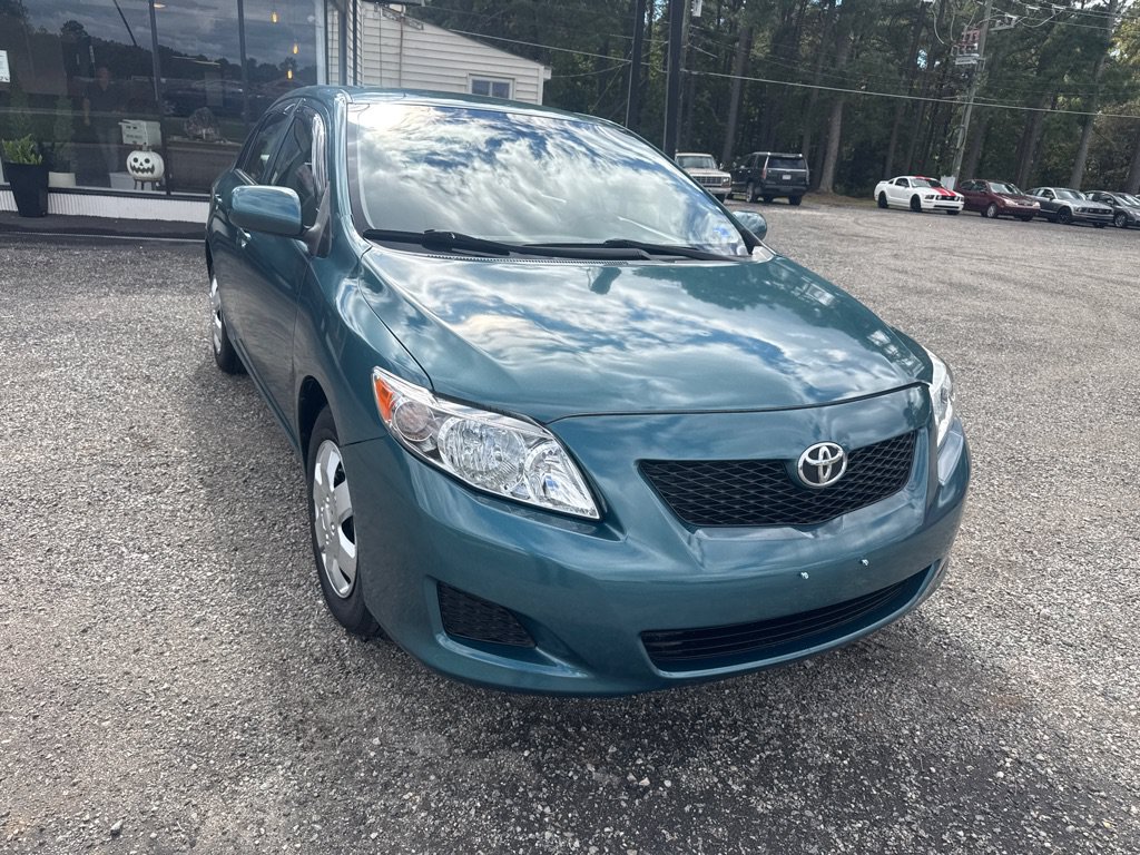 Used 2010 Toyota Corolla LE FWD image 17