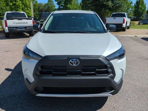 Certified 2026 Toyota Corolla Cross L FWD image 9
