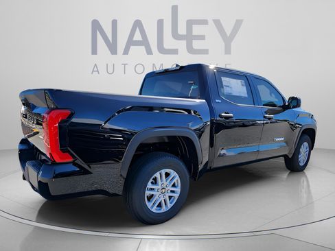 New 2025 Toyota Tundra SR image 4