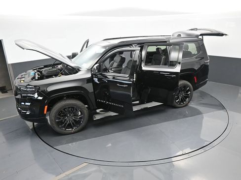 Used 2024 Jeep Grand Wagoneer Series II w/ Quick Order Packagew 28T image 74