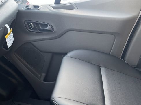 New 2024 Ford Transit 250 Low Roof image 21