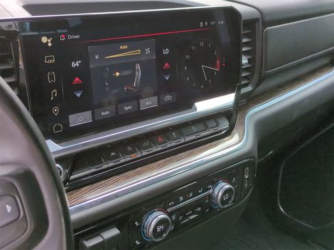 Used 2023 GMC Sierra 1500 SLE w/ X31 Off-Road Package image 27