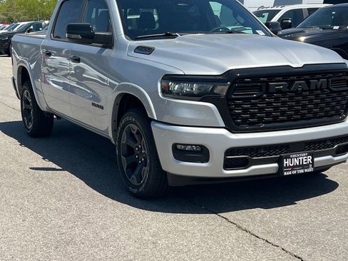 New 2026 RAM 1500 2WD Crew Cab image 11