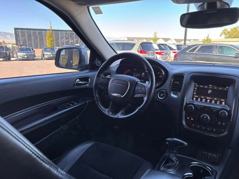 Used 2018 Dodge Durango GT image 34