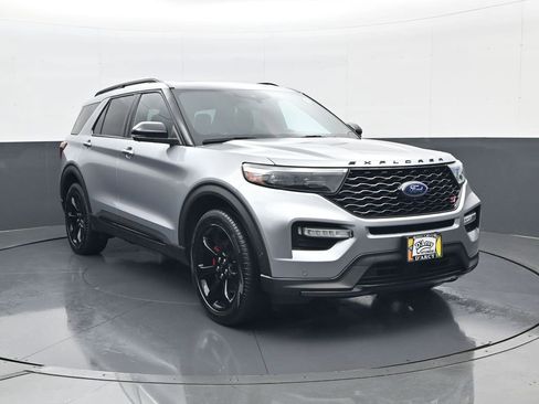 Used 2022 Ford Explorer ST w/ Equipment Group 401A AWD/4WD image 3