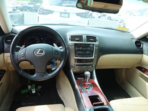 Used 2007 Lexus IS 250 RWD image 7