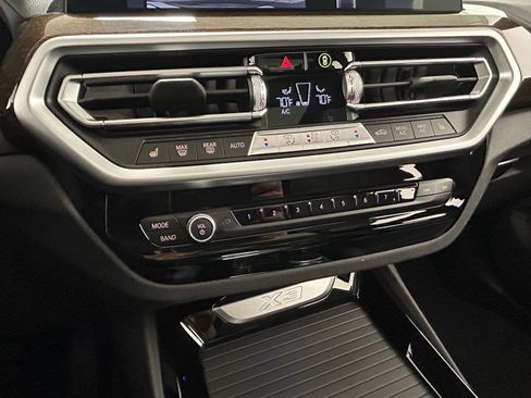 Used 2022 BMW X3 xDrive30i w/ Convenience Package w/ZPA image 19