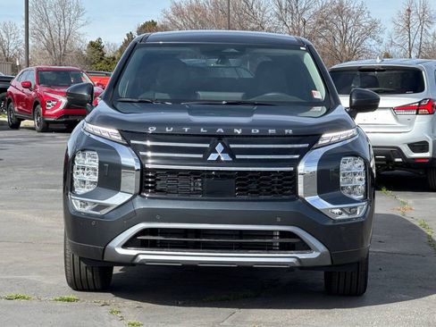 New 2026 Mitsubishi Outlander SE AWD/4WD image 9