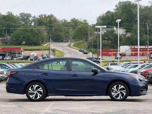 Used 2025 Subaru Legacy Premium AWD/4WD image 4
