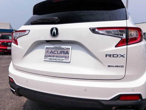 Certified 2025 Acura RDX SH-AWD w/ Technology Package image 18