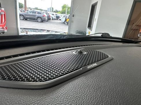 Used 2019 RAM 1500 Laramie AWD/4WD image 51