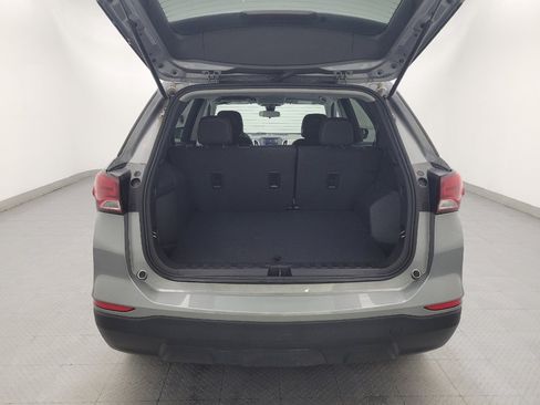 Used 2024 Chevrolet Equinox LS w/ LS Convenience Package FWD image 29