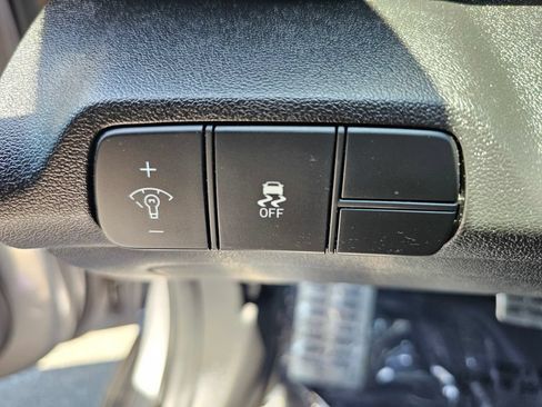 Certified 2025 Hyundai Elantra Sport FWD image 24