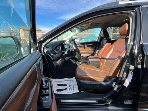 Used 2018 Subaru Outback 3.6R Touring w/ Popular Package #3 image 21