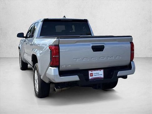 Certified 2025 Toyota Tacoma SR5 AWD/4WD image 7