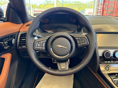 New 2024 Jaguar F-TYPE R image 11