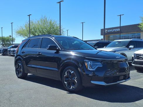 Used 2023 Kia Niro Wind FWD image 8