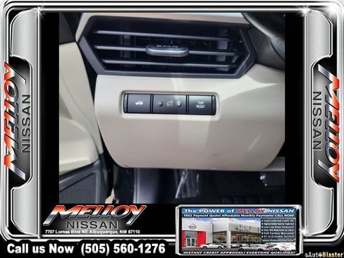 Used 2023 Nissan Altima 2.5 SV AWD/4WD image 22