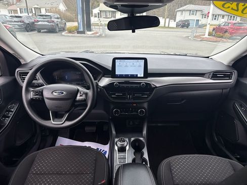 Used 2025 Ford Escape Active AWD/4WD image 14